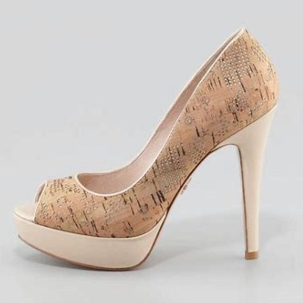 Pour la Victoire patent Ava cork heels